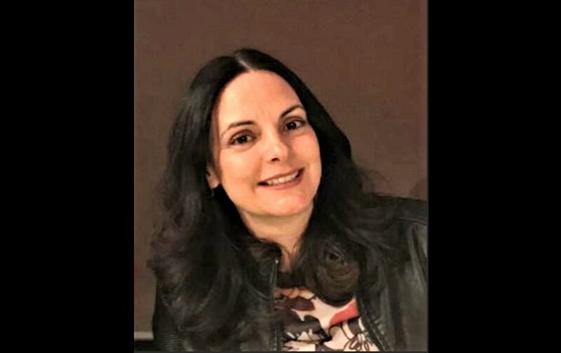 La Dra. Ana María Polo es una abogada y personalidad de la televisión cubanoamericana.