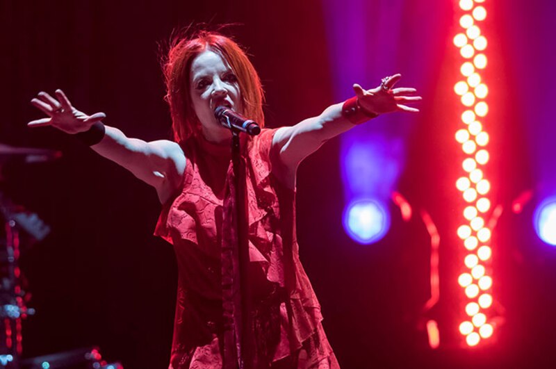 Florence Welch, vocalista de Florence and the Machine, en concierto.