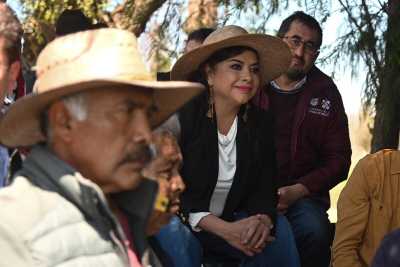 Reunión con agricultores
