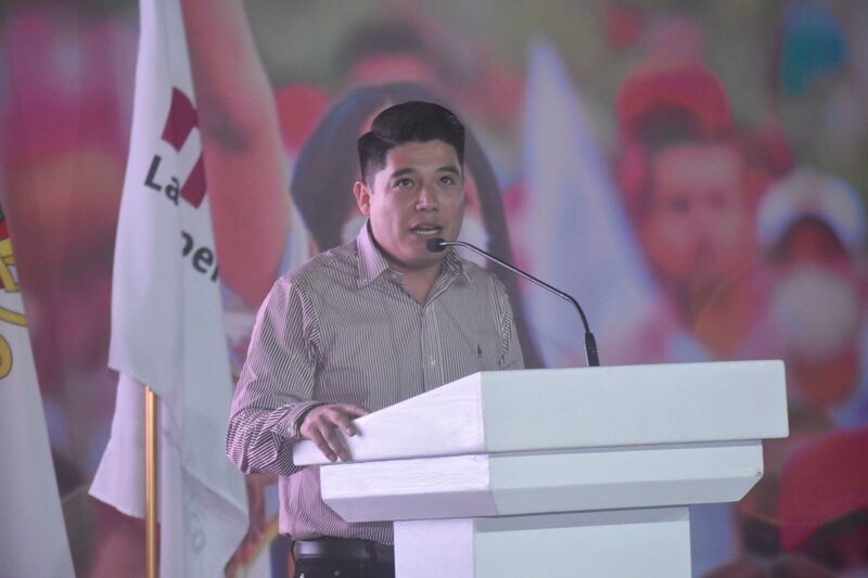 Jacinto González Varona, dirigente de Morena en Guerrero, participó en el foro por los once años de la fundación de Morena.