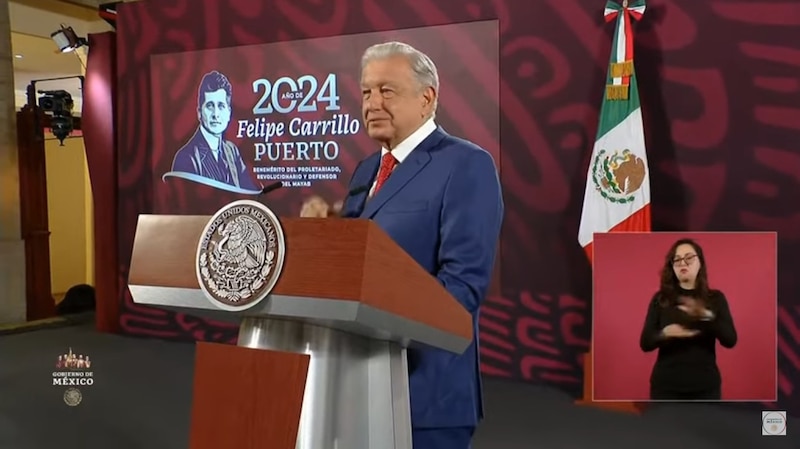 El presidente Andrés Manuel López Obrador encabeza la ceremonia del 106 aniversario de la promulgación de la Constitución Política de los Estados Unidos Mexicanos.