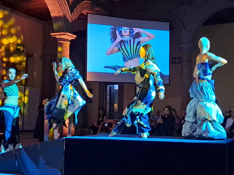 Pasarela de moda en vivo