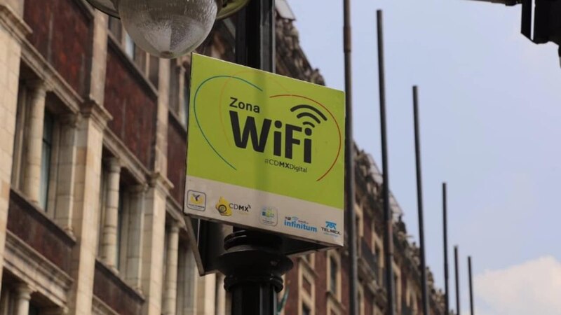 ¡Conéctate a la zona WiFi pública!
