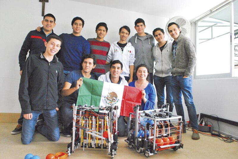 Estudiantes mexicanos desarrollan robots para competir en FIRST Robotics Competition