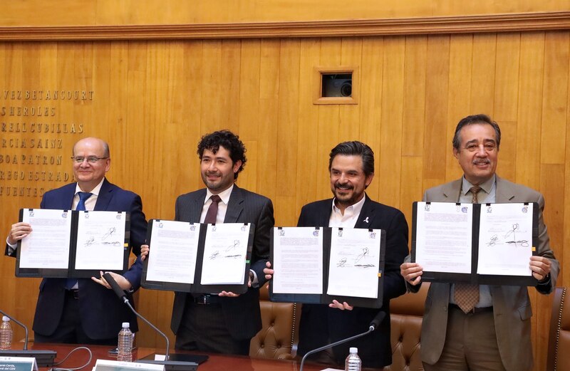 Firma de convenio entre el IMSS y la Secretaría de Salud