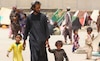 ONU y Cruz Roja alertan el retorno de más de 256 mil refugiados  afganos a su país desde Irán 