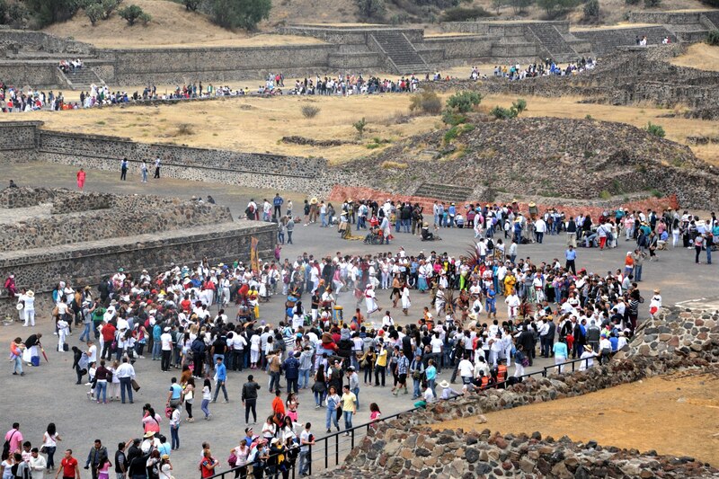 Celebración del equinoccio de primavera en Teotihuacan
