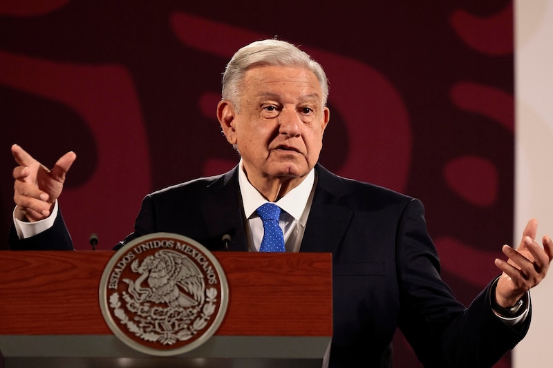 El presidente Andrés Manuel López Obrador da un discurso.