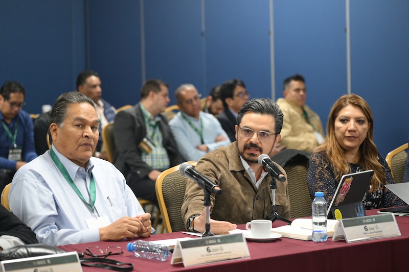 Conferencia sobre el futuro de la educación en México