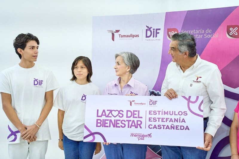 Title: Entrega DIF Tamaulipas estímulos a la excelencia académica