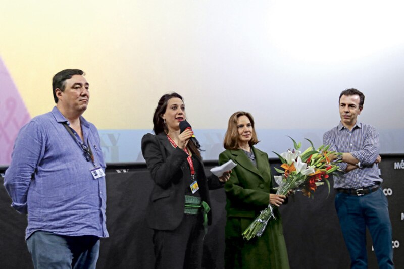 Entrega de premios en un festival de cine