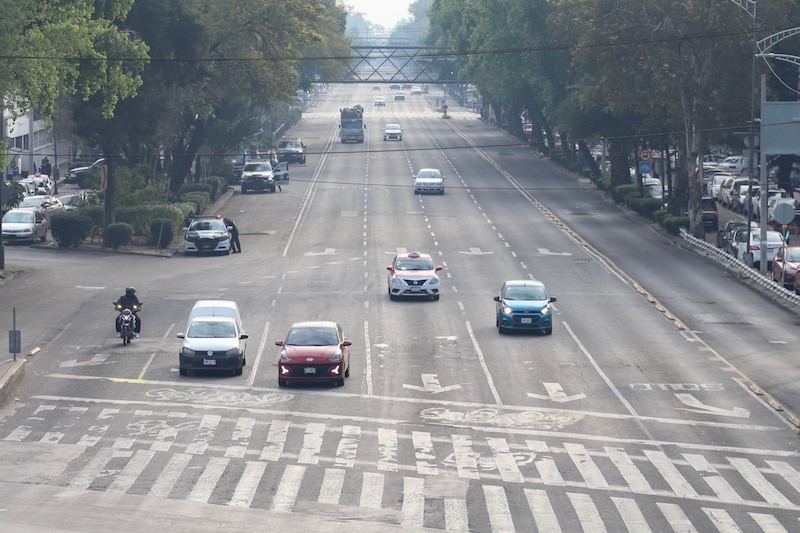 Hoy No Circula martes 10 de junio. Autos y motocicletas con placas engomado color rosa y holograma de verificación 1 o 2 no deberán usarse este día.