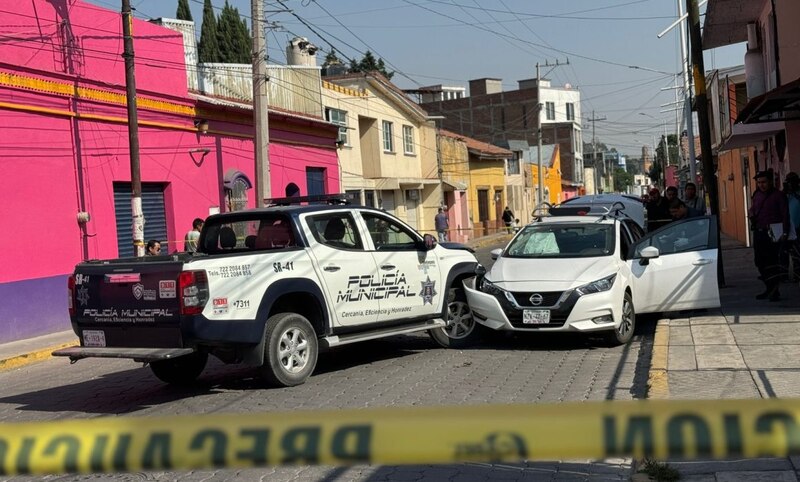 Title: Accidente de coche en la ciudad