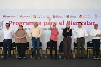 Anuncian inversión de 5 mil 500 millones de pesos en Becas para el Bienestar en Michoacán