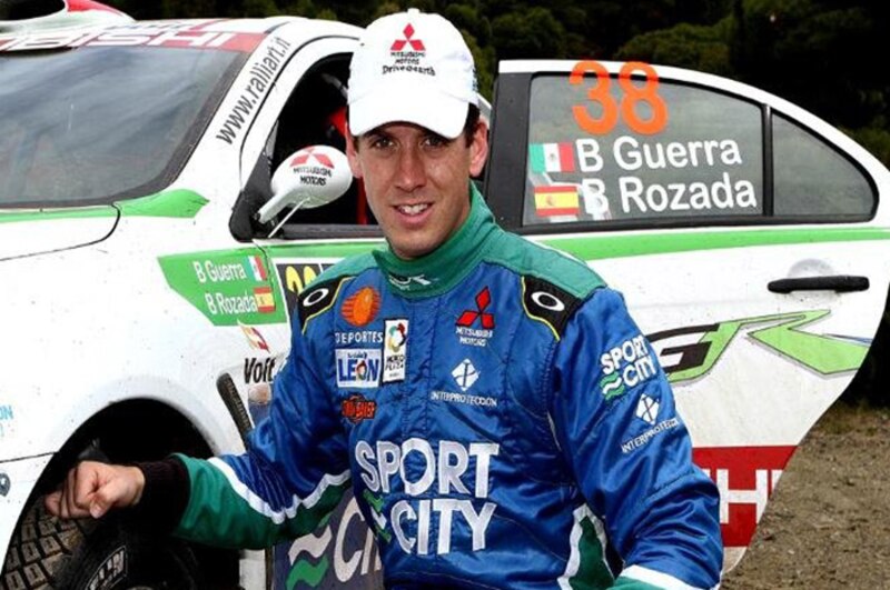 El piloto español Benito Guerra, durante una carrera de rally.