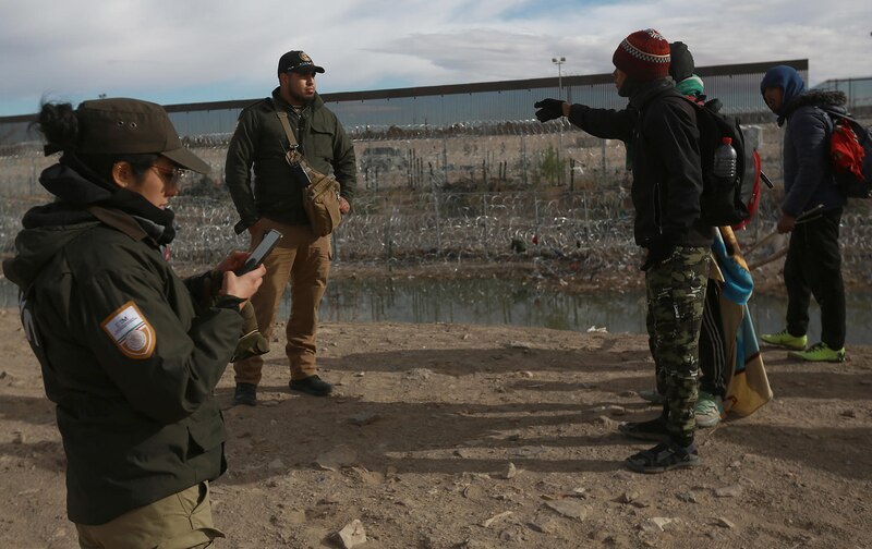 Migrantes en la frontera de Estados Unidos