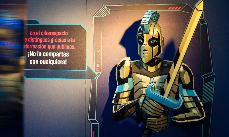 ¡No compartas tu información personal con cualquiera!