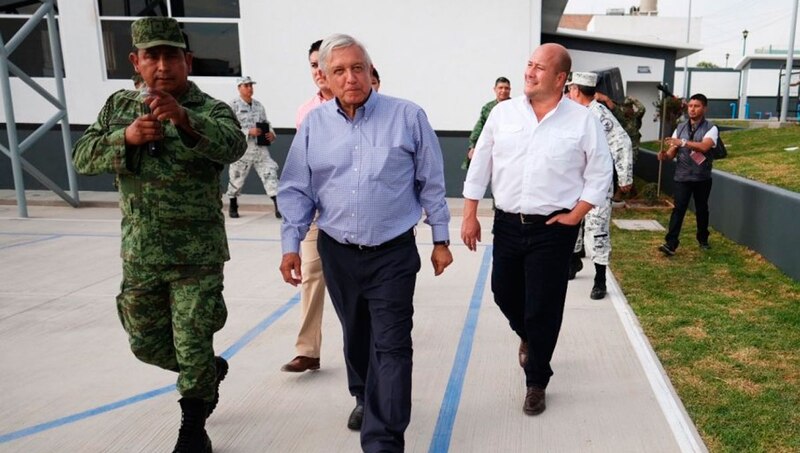 El presidente López Obrador supervisa la construcción del Tren Maya