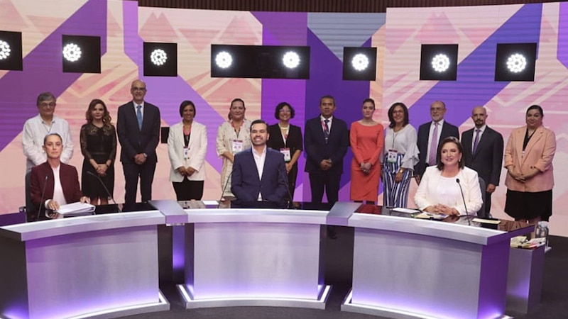 Candidatos presidenciales de Colombia en debate