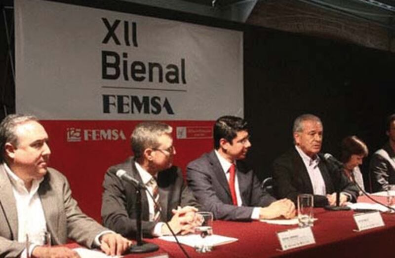 Mesa redonda en la XII Bienal FEMSA