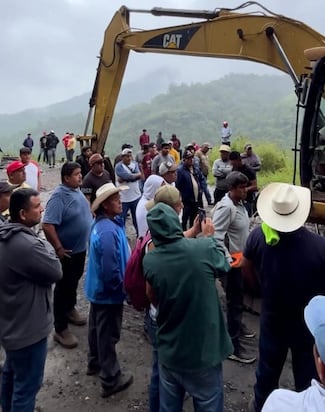 Políticos locales ponen en riesgo a las comunidades de San Pablito y Xochimilco, municipio de Pahuatlán