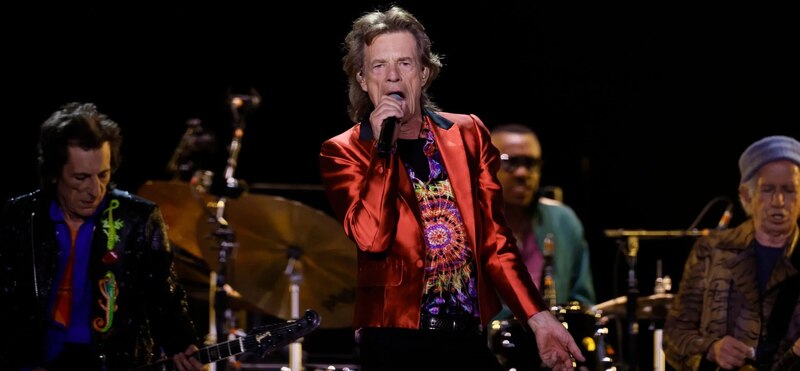 Mick Jagger cantando en un concierto