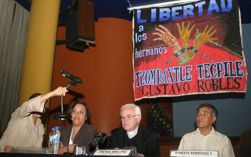 Conferencia de prensa sobre la liberación de los hermanos Izompaxtle Tecpile y Gustavo Robles