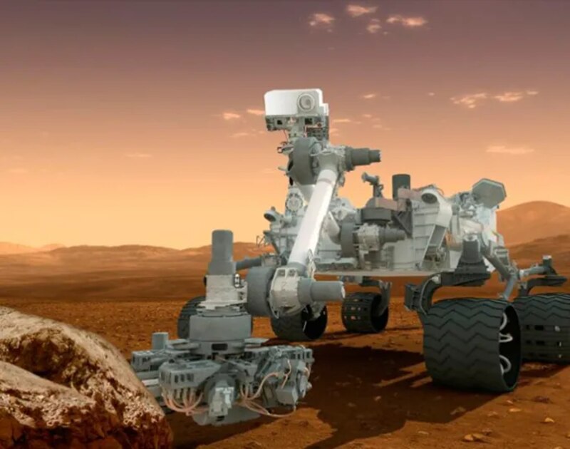 El rover Curiosity de la NASA explora la superficie de Marte