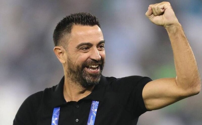 El entrenador celebra la victoria de su equipo