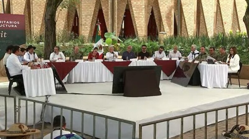 Mesa redonda de expertos en educación