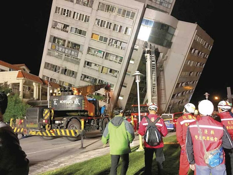 Rescate tras el terremoto de Hualien