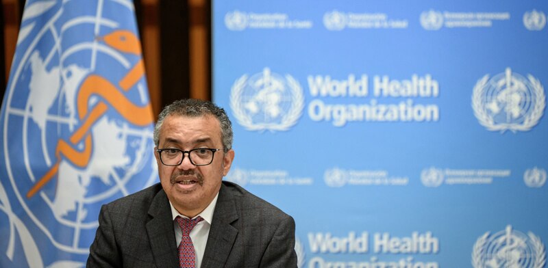 El director de la OMS, Tedros Adhanom Ghebreyesus, habla en una conferencia de prensa en la sede de la OMS en Ginebra, Suiza.