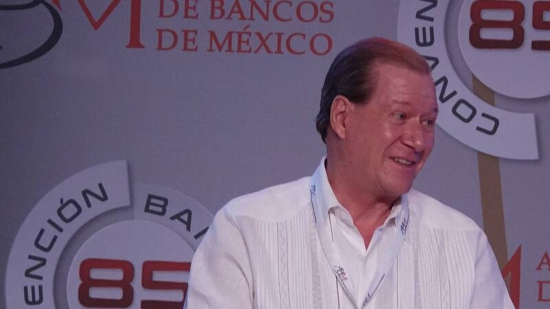 El presidente de la ABM, Luis Niño de Rivera, habla en la 85a Convención Bancaria