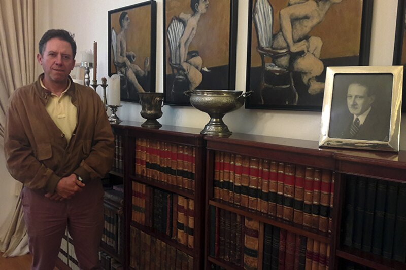 El escritor y su biblioteca