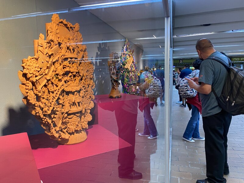 Artesanías mexicanas en exhibición en el Museo de Arte Popular de la Ciudad de México