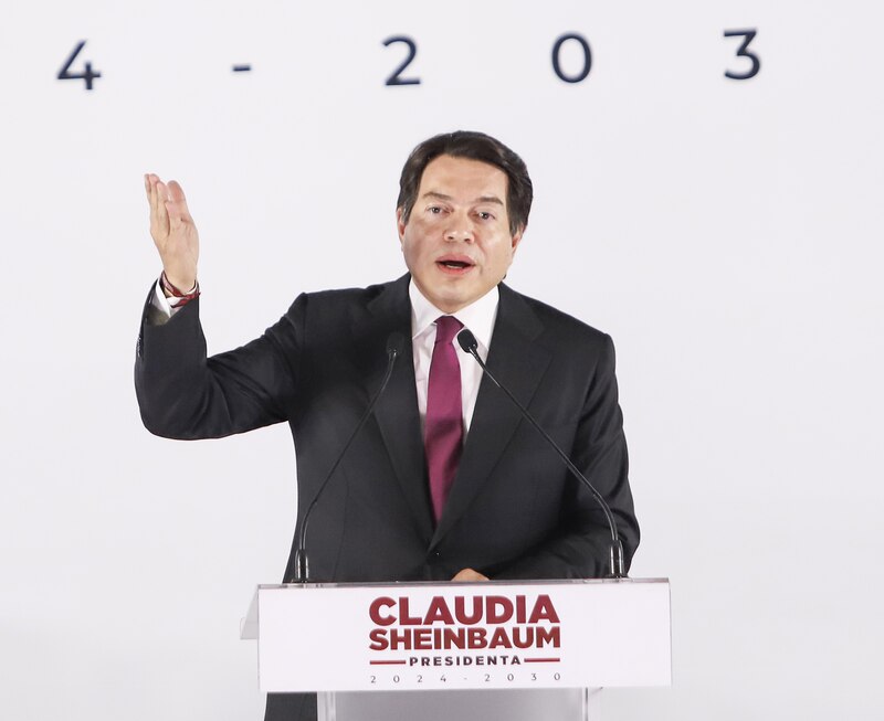 Claudia Sheinbaum, Jefa de Gobierno de la Ciudad de México, pronuncia un discurso durante un evento público.