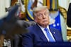 Trump viaja en otro avión y usa como señuelo a periodistas a bordo del Air Force One ante amenaza iraní 