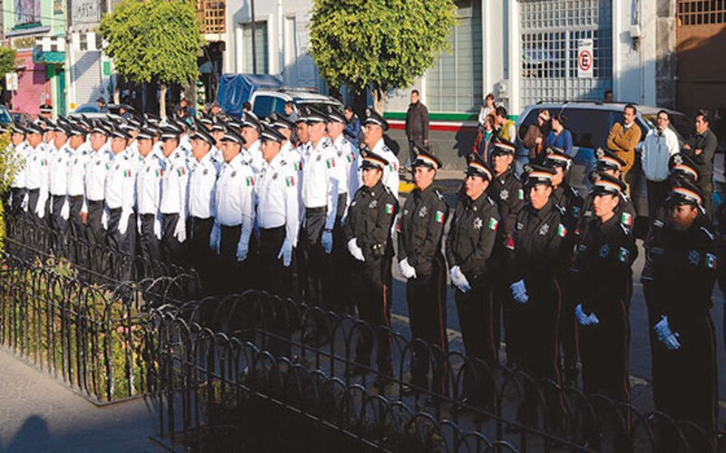 Desfile de la policía mexicana