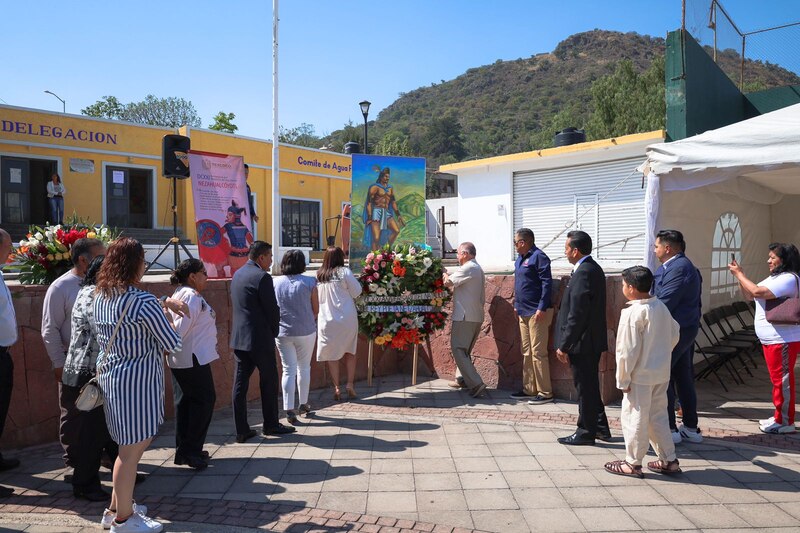 Ofrenda floral a Cuauhtémoc en el 500 aniversario de su muerte