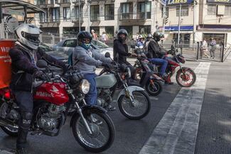 Motocicletas, movilidad popular y la urgencia de regular con capacitación y visión metropolitana