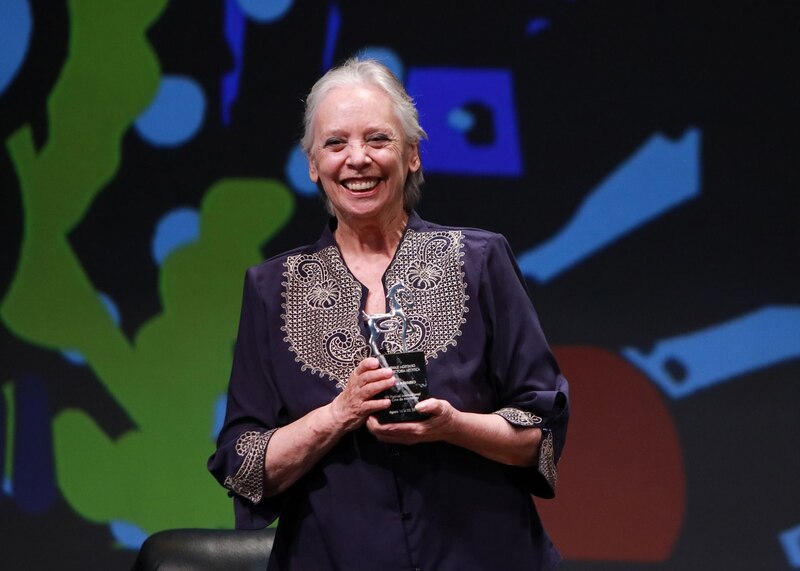 La actriz Silvia Pinal recibe un premio a su trayectoria