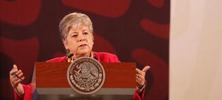 México rebaja su posición sobre Venezuela y apuesta ya por la no intervención