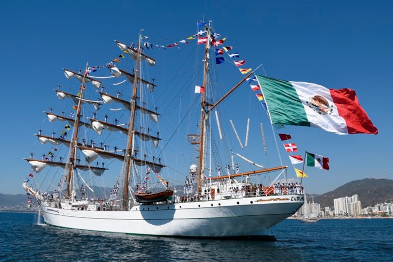 Buque escuela Cuauhtémoc de la Armada de México