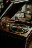 Cromañón: Canciones humorísticas