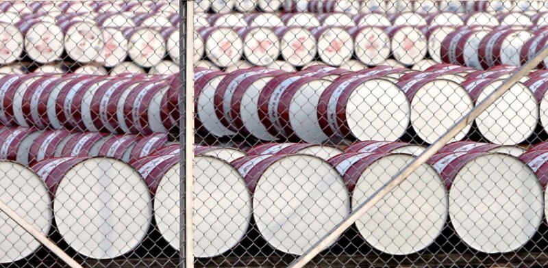 El petróleo se almacena en barriles