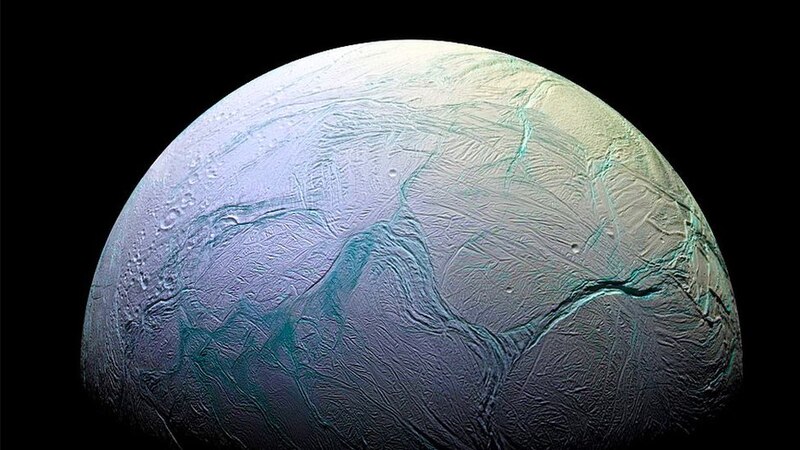 Encélado, la luna helada de Saturno
