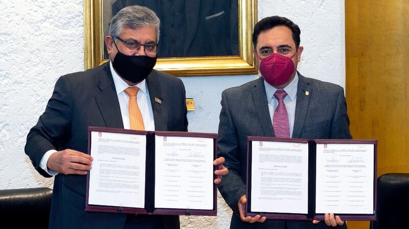 Firma de convenio entre la Universidad de Guadalajara y el Instituto Nacional de Transparencia, Acceso a la Información y Protección de Datos Personales
