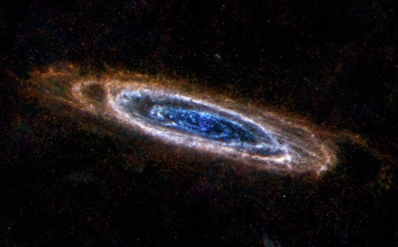 Una galaxia espiral barrada