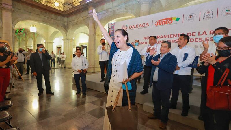 Entrega de nombramientos a servidores públicos del Gobierno del Estado