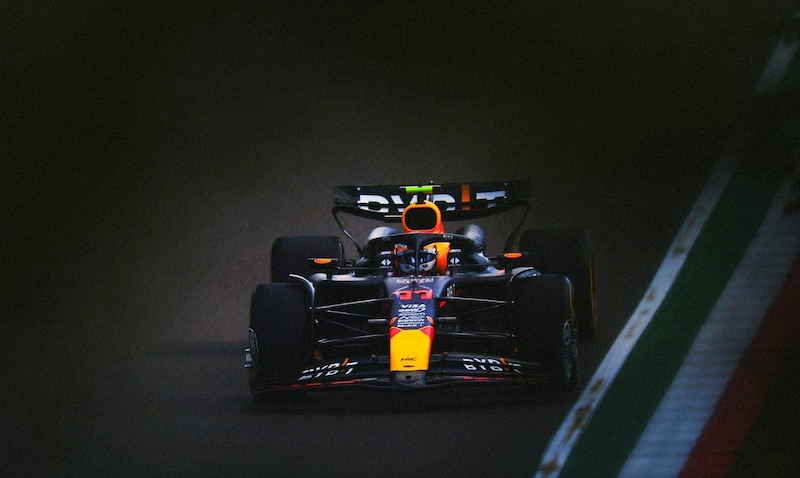 Max Verstappen, el piloto de Red Bull, lidera el Gran Premio de Italia